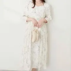 ナチュラルクチュール canami ハートネック 両サイドプリーツワンピース