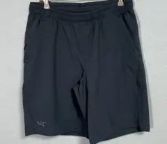 ARC'TERYX ナイロンショーツ SHORTS ショートパンツのサムネイル