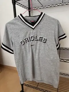 オールド MLB ボルチモア オリオールズ ストライプ ベースボールシャツ オールド MLB ボルチモア オリオールズ ストライプ ベースボールシャツ