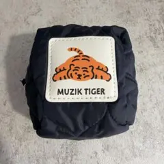 MUZIK TIGER キルティング ポーチ ブラック　韓国ブランド