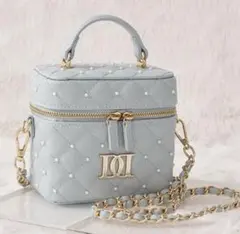 ダーリッチ　キルティングパールスクエアミニバッグ　水色