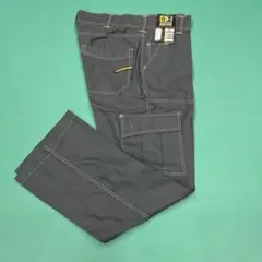 「新品未使用GLADIATOR HYBRIDカーゴパンツ サイズ88 チャコール