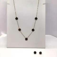 クローバー型　ネックレス　ピアス(黒) 2点セット￼