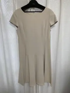 ワンピース 半袖　オフホワイト　Lサイズ