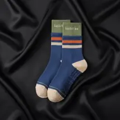 【新品】ヨガソックス 滑り止め付き クルー丈 ピラティス 吸汗速乾 (ブルー ）