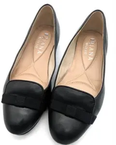 ✨️美品✨️DIANA ブラック フラットシューズ