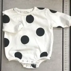 ドット柄ロンパース