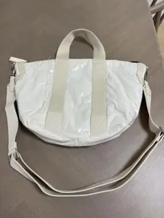 ZARA ホワイト ショルダーバッグ