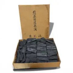 昭和の切り落とし割れクヌギ炭13キロ 昭和の切り落とし割れクヌギ炭13キロ - メルカリ