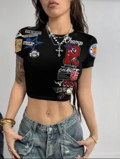 ストリート系 グラフィック クロップド丈 Tシャツのサムネイル
