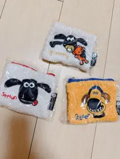 ひつじのショーンもこもこスクエアポーチ