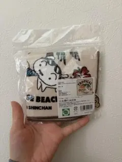 クレヨンしんちゃん トロピカルビーチタオル　沖縄限定　ハンカチ