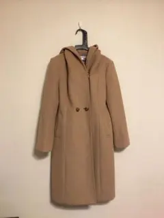 フード付きロングコート