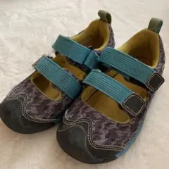 New balance サンダル