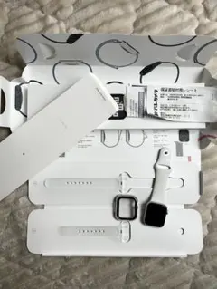 Apple Watch SE 第二世代40mm 本体 充電ケーブル付き