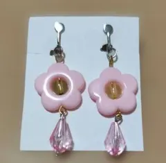 花のイヤリング