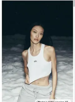 2026年最新】ALO Yoga レディース タンクトップの人気アイテム - メルカリ