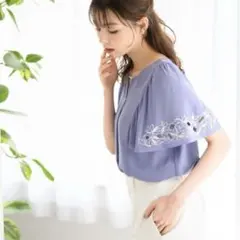 MISCH MASCH ⭐️ フレアスリーブ　刺繍　ブラウス　半袖