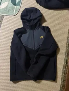 NIKEテックフリース セットアップ 海外限定 ブラック&ゴールド サイズM