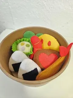 フェルトのお弁当 ハンドメイド フェルトおままごと 知育 食育 保育