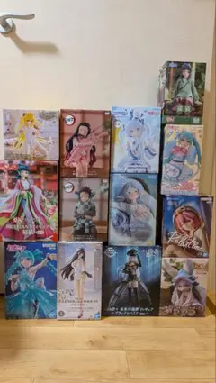 フィギュア　セット　鬼滅の刃　フリーレン　薬屋のひとりごと　初音ミク　ホロライブ