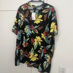H&M 花柄Tシャツ　未使用品のサムネイル