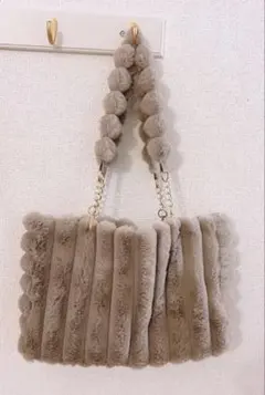 Item thumbnail for item 2ee1cf01-13a5-4f50-afc6-b710c5b3a4ad