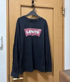 ＊Levi's ロンT・長袖カットソー