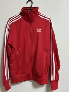 adidas トラックジャケット　レッド　Mサイズ