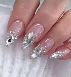 24個入り 新品 ピンク ネイルチップ クリスタル ガラスフレンチ キラキラ