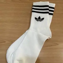 adidas 靴下　22から24