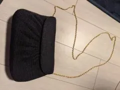 ビーズクラッチバッグ 黒 ゴールドチェーン