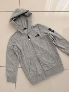 THE NORTH FACE グレー ジップアップフーディ140㎝ジュニア