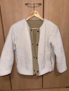 【美品】ユニクロ　キッズ　ボア ジャケット リバーシブル 140サイズ