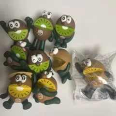 非売品ゼスプリ キウイブラザーズ 特大フィギュア - メルカリ