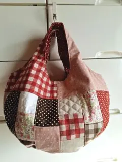 ラスト！ピンク系チェックパッチワーク　ころりん丸底グラニーバッグ　ハンドメイド
