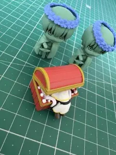 即日発送 葬送のフリーレン ミミック アナザーカラー　＆ヒンメル（銅像）２体