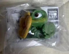 Disney 塔の上のラプンツェル パスカル？ かくれんぼフィギュア