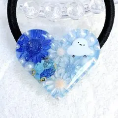 大人可愛い♡⃛水色グラデ薔薇丸ごと1輪♥️ジュエルハート型ビジュー付きヘアゴム♥️ 3時間オークション⭐️グラデ薔薇丸ごと1輪♥️ぷっくりハートビジュー