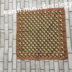 earth music&ecology ジオメトリック スカーフ