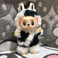 海外限定　レア!! ラブブ 牛柄　ぬいぐるみ キーホルダー