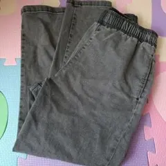 GU / 140 黒デニム