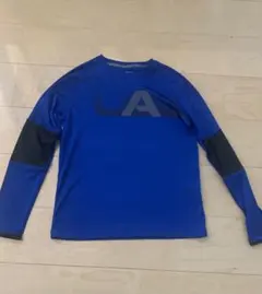アンダーアーマー 長袖Tシャツ　カットソー　日除け　　150 ブルー