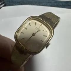 SEIKO ゴールド スクエアクォーツ腕時計