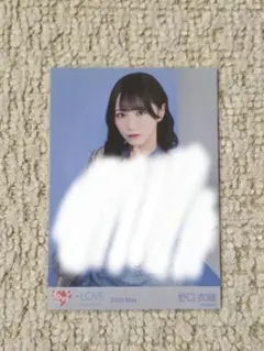 野口衣織 直筆サイン入り ポスター - メルカリ
