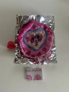 ミニーのファンダーランド　パルパルーザ ミニパル カプセルトイ　ミニーポーチ