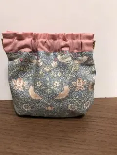 ウィリアム・モリス いちご泥棒(タナローン)の生地で作ったバネ口ポーチ