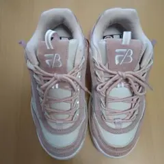 BE:FIRST FILA スエードスニーカー ピンク/クリーム