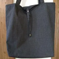 トートバッグ（傘の生地）丸めて止められます