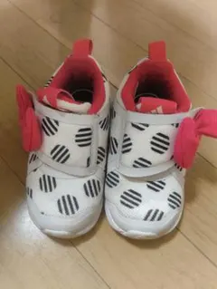 adidas Disney キッズシューズ 白黒ドット